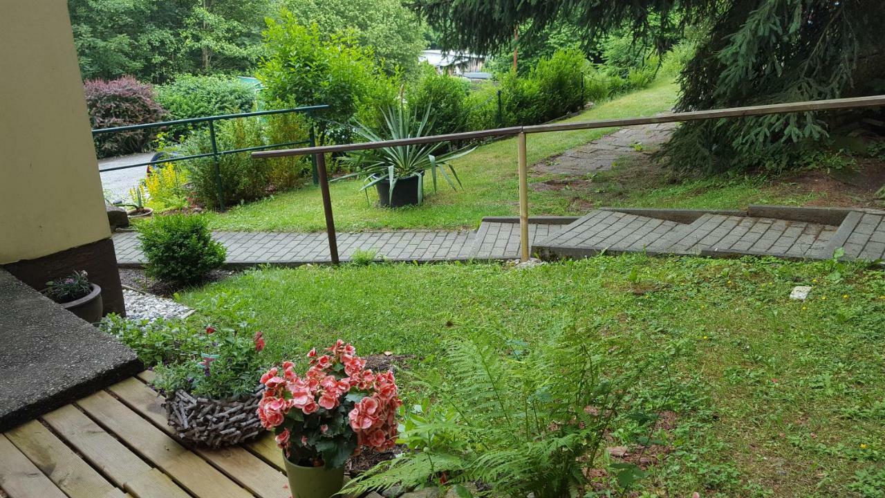 Pension Waldfrieden Wolkenstein Exterior foto